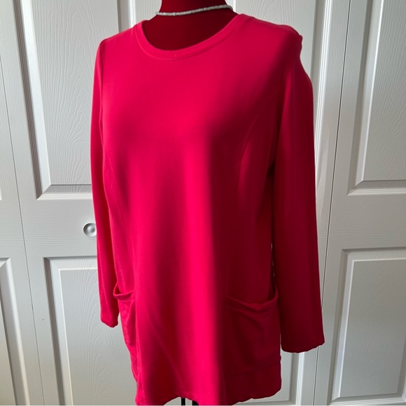 Susan Graver Weekend brushed back knit tunic - Picture 2 of 6